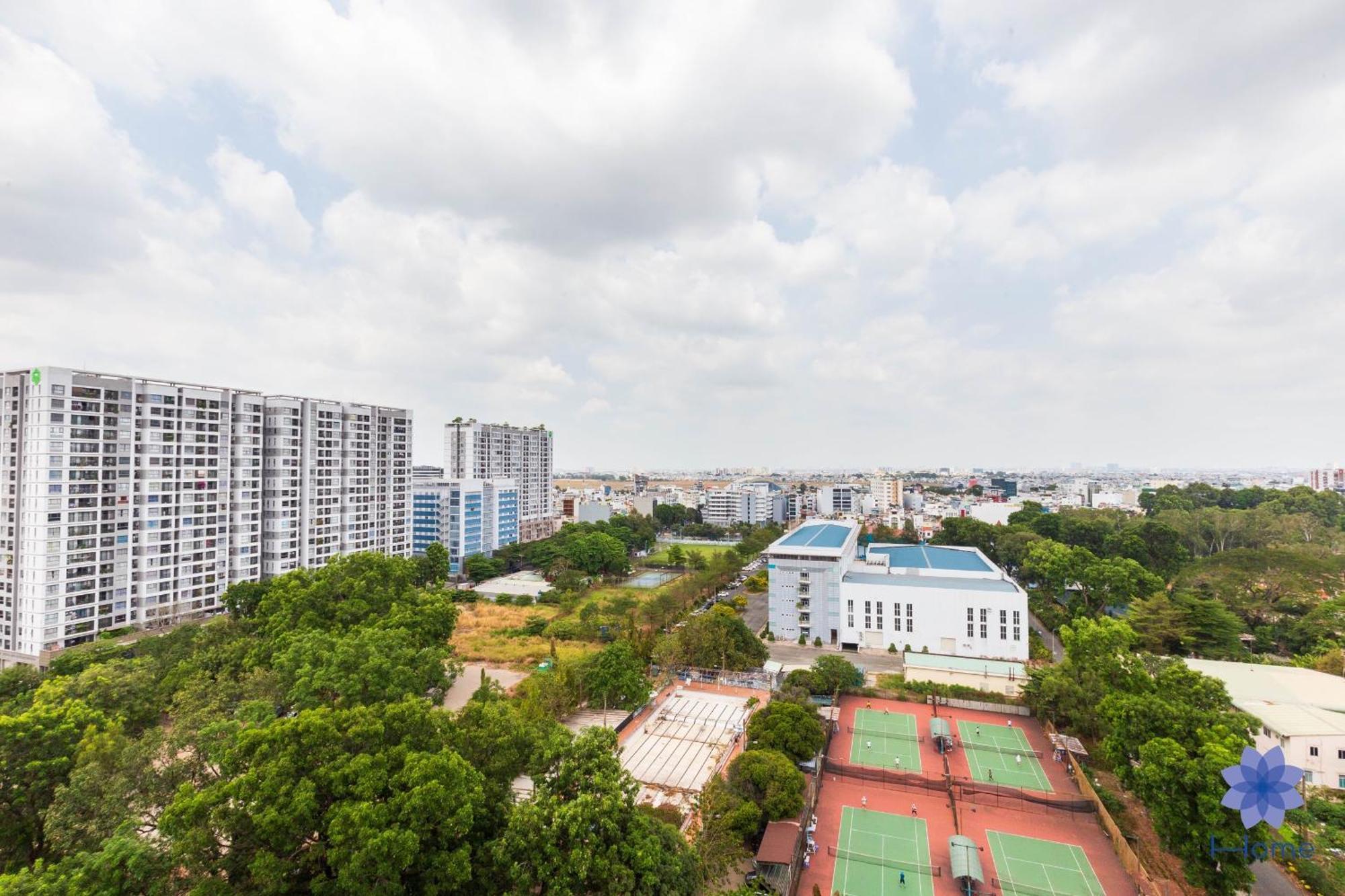 Ihome Furnished Apartments With Free Gym & Pool, Airport Pick-Up Service Ho Chi Minh-staden Exteriör bild